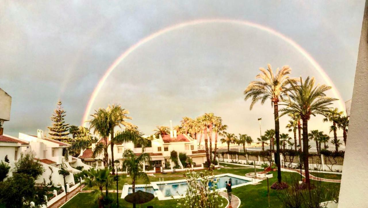 Beachfront Oasis In Costa Del Sol. Caleta De Velez Εξωτερικό φωτογραφία