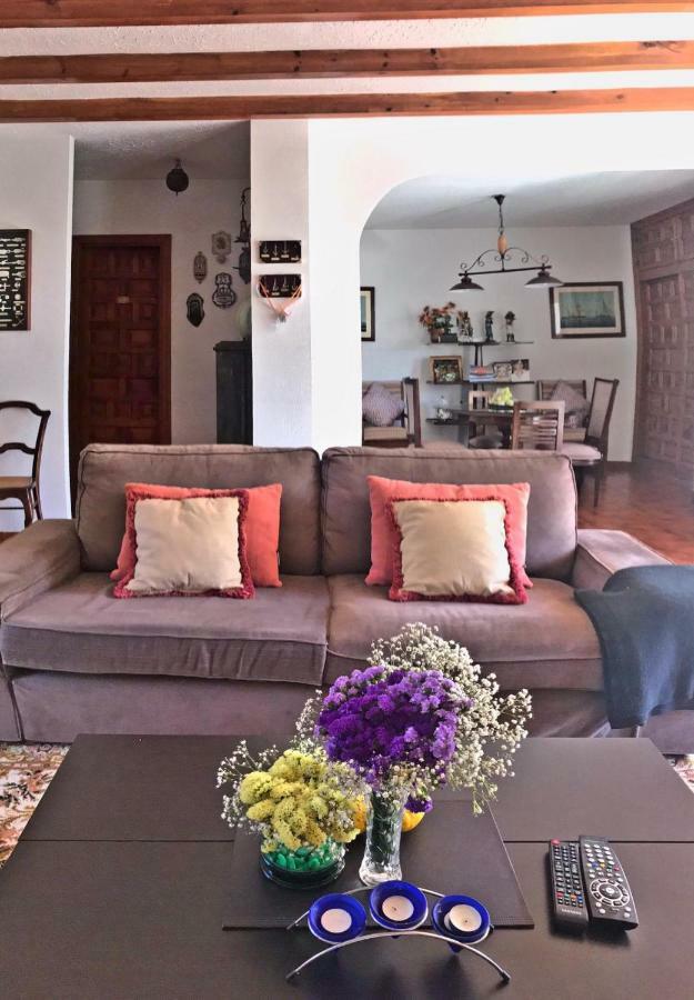 Beachfront Oasis In Costa Del Sol. Caleta De Velez Εξωτερικό φωτογραφία
