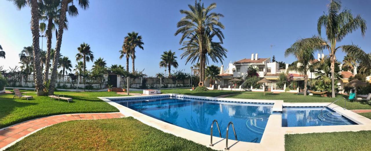 Beachfront Oasis In Costa Del Sol. Caleta De Velez Εξωτερικό φωτογραφία